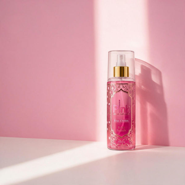 Body splash Brise d'Ambre em fundo rosa